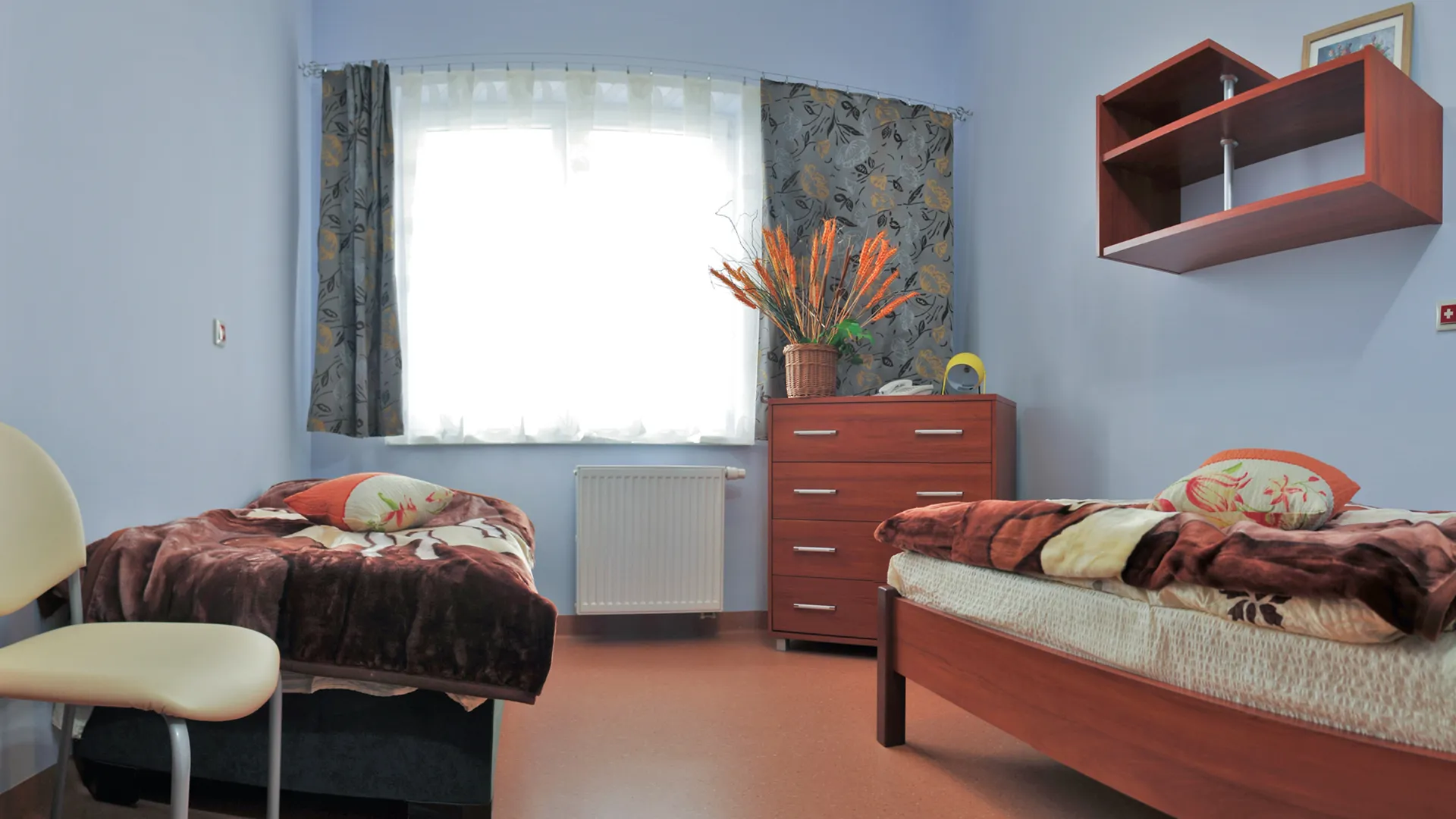 Two-person room